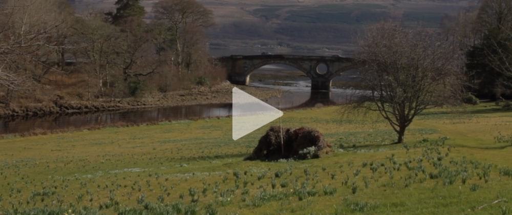 Video of a castle road trip from Edinburgh using car hire by easyCar
