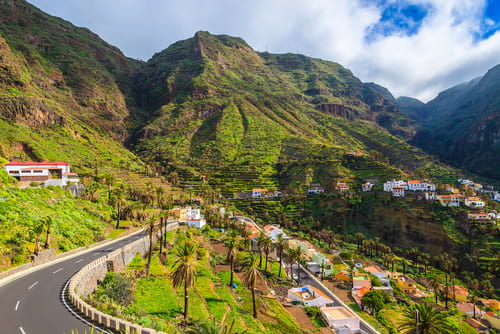 Green and lush La Gomera, car hire by easyCar