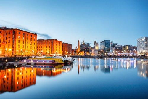Royal Docks in Liverpool visited using car rental from easyCar