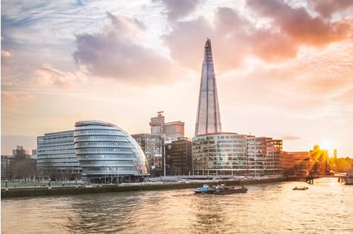 The Shard and London Assembly visited using car rental by easyCar