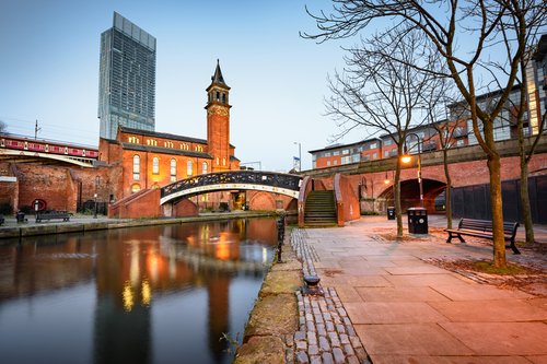 A Manchester canal reached with car hire by easyCar.com